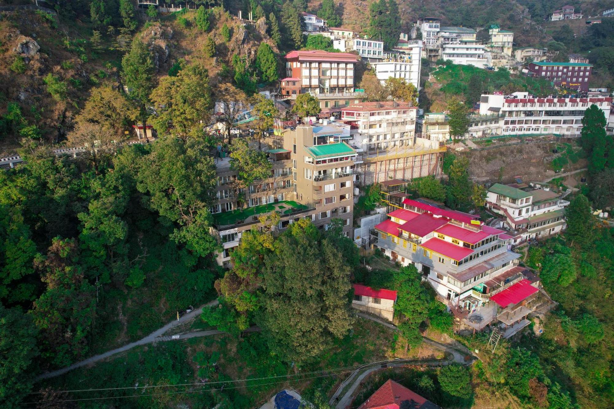 Yashshree Mussoorie Mall Road Buitenkant foto