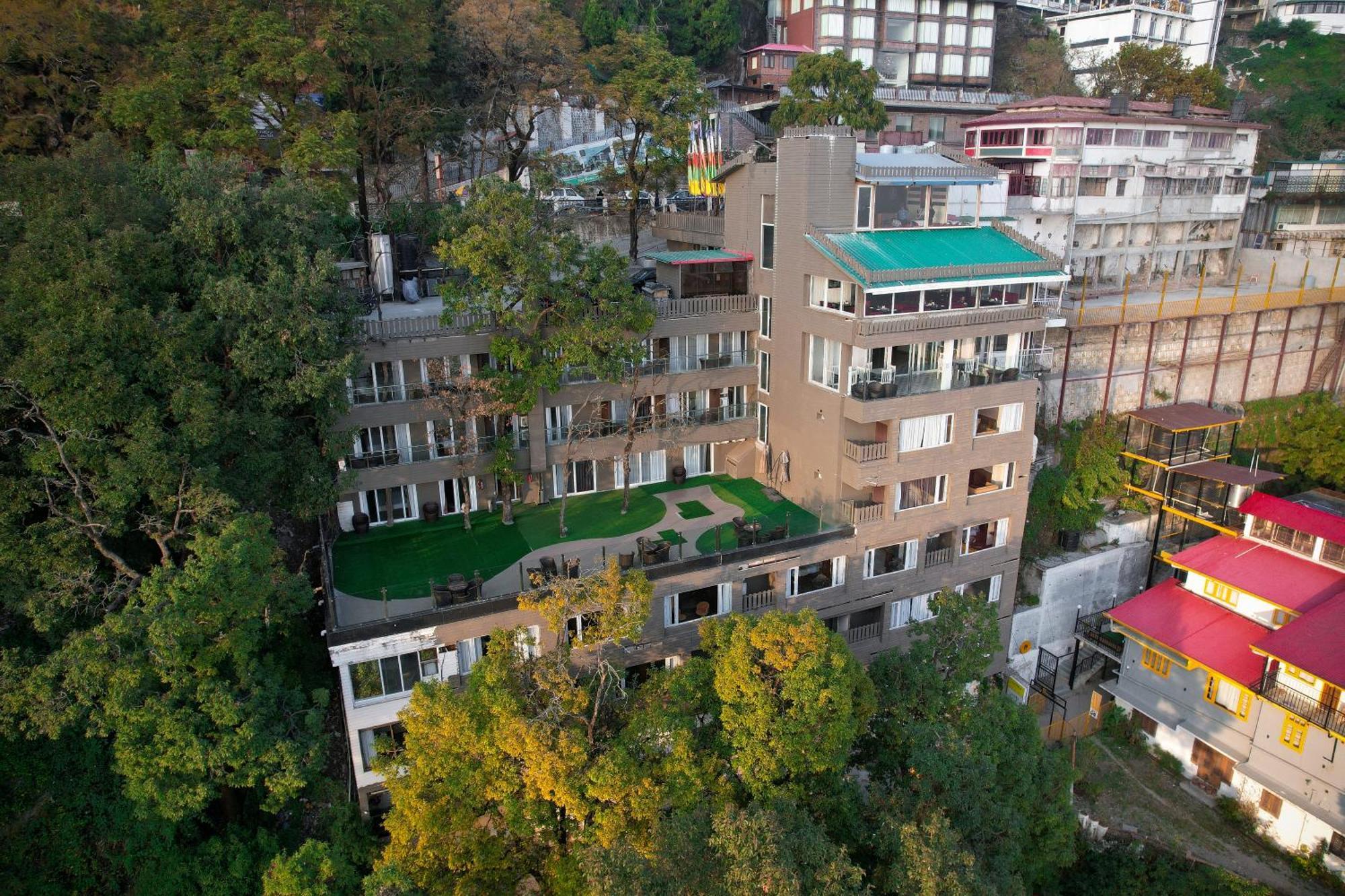 Yashshree Mussoorie Mall Road Buitenkant foto